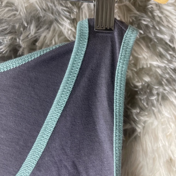 Jurassic World Retro Wave Dino, Size 3XL - Picture 9 of 12